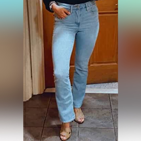 NWT Levi’s high-rise bootcut jeans size 27 (fits a Small/possibly medium) - Picture 4 of 5